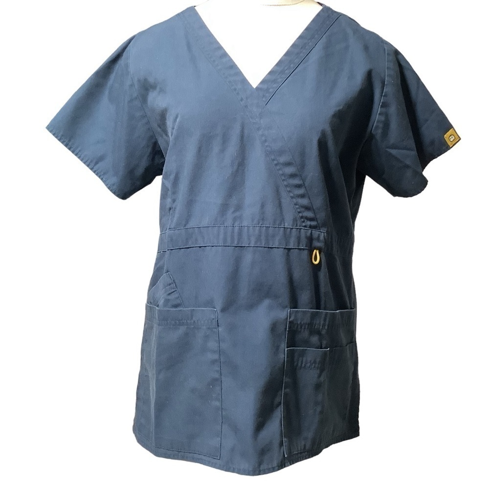 SPREAD GOOD CHEER‎ Scrub Set - Size S - Picture 2 of 14